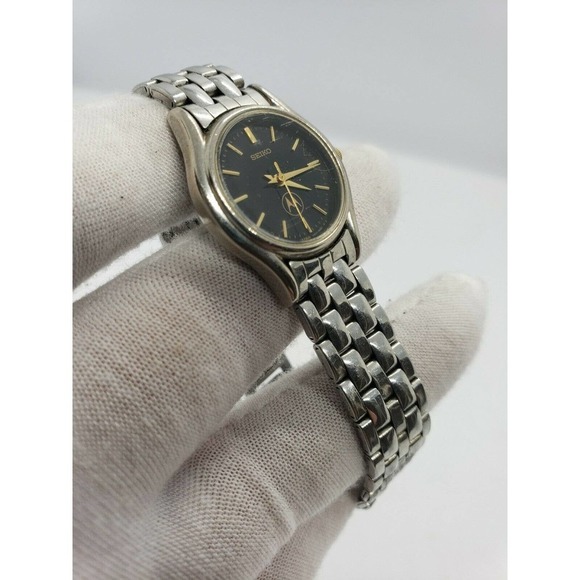 Vintage Seiko Women\'s Motorola Watch main image 5